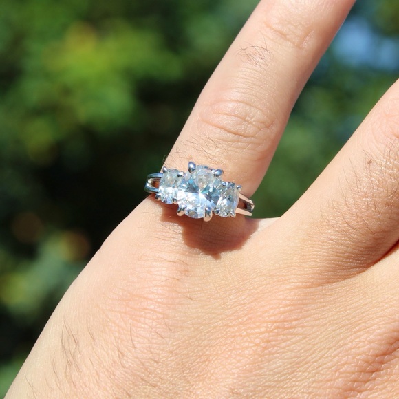 Vintage Oval Cubic Zirconia Engagement Ring Size 5 - Picture 5 of 8